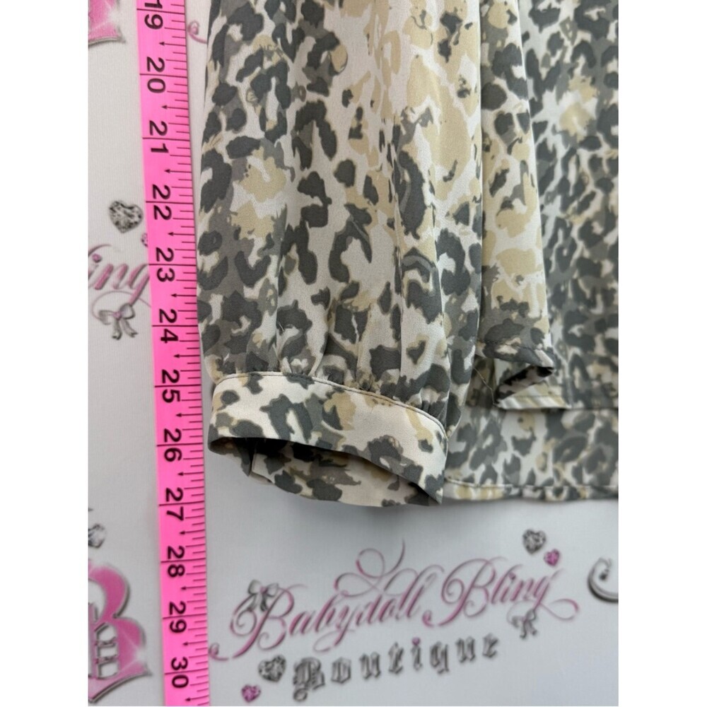 Dalia Collection Cream & Gray Animal-Print Long Sleeve Button-Front Blouse - Picture 6 of 13